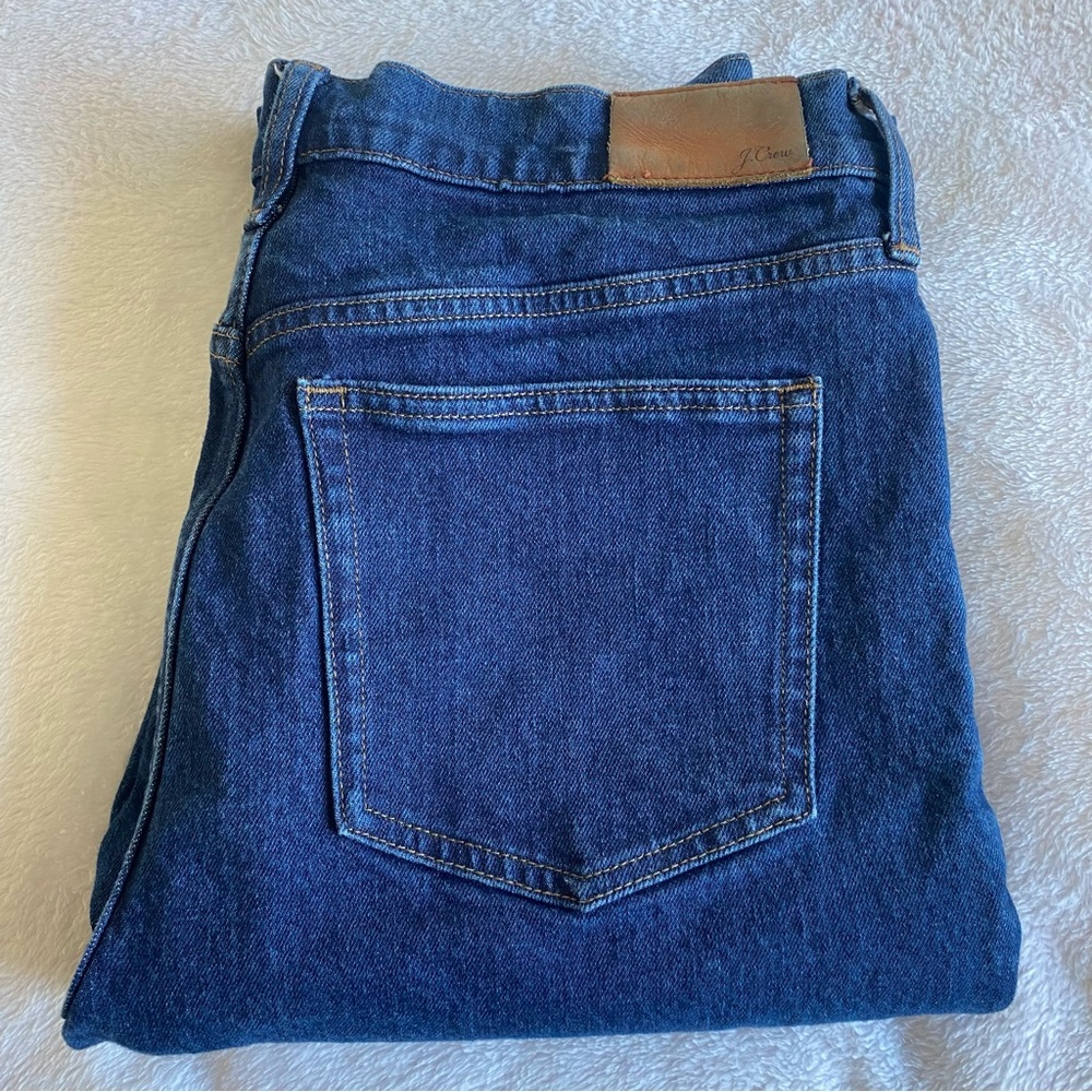 J. Crew High Waisted Classic Straight Jeans | 29